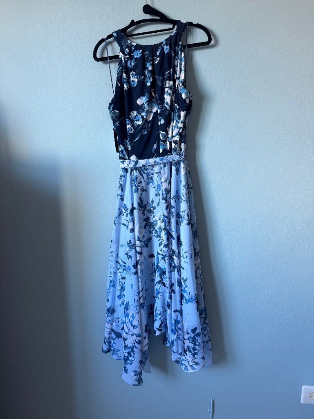 SLNY Blue Multi Floral Maxi Dress Size 14 NWT Sleeveless Fit Flare Formal